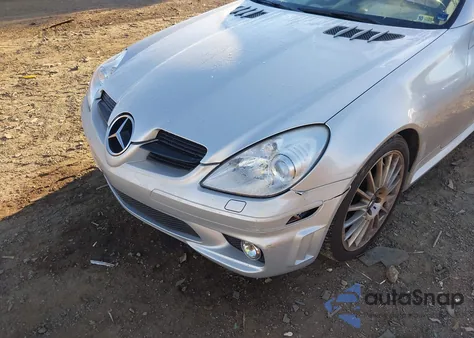 2007 Mercedes-Benz Slk 55 Amg из США, поврежденный, VIN WDBWK73F47F158263